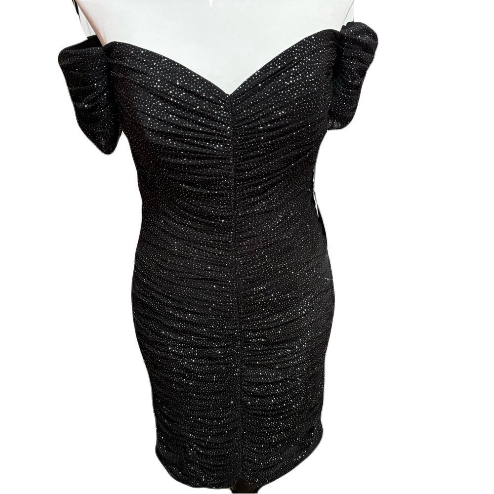 NWT Eliza J Black Silver Glitter Ruched Off Shoulder Cocktail Dress Sz 6 - Picture 2 of 9